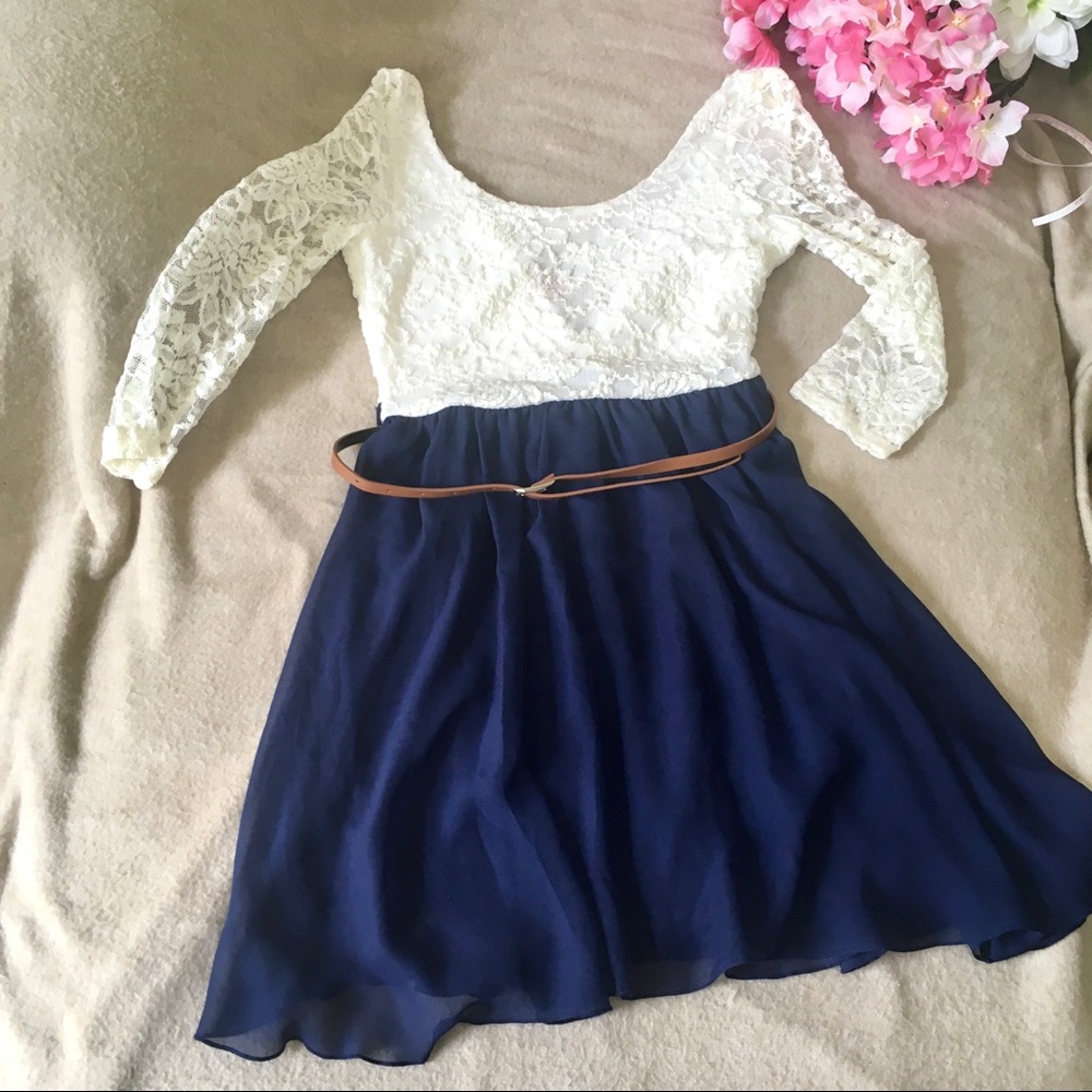 NWOT Lace Bodice and Chiffon Three Quarter Sleeve Dress with Belt
